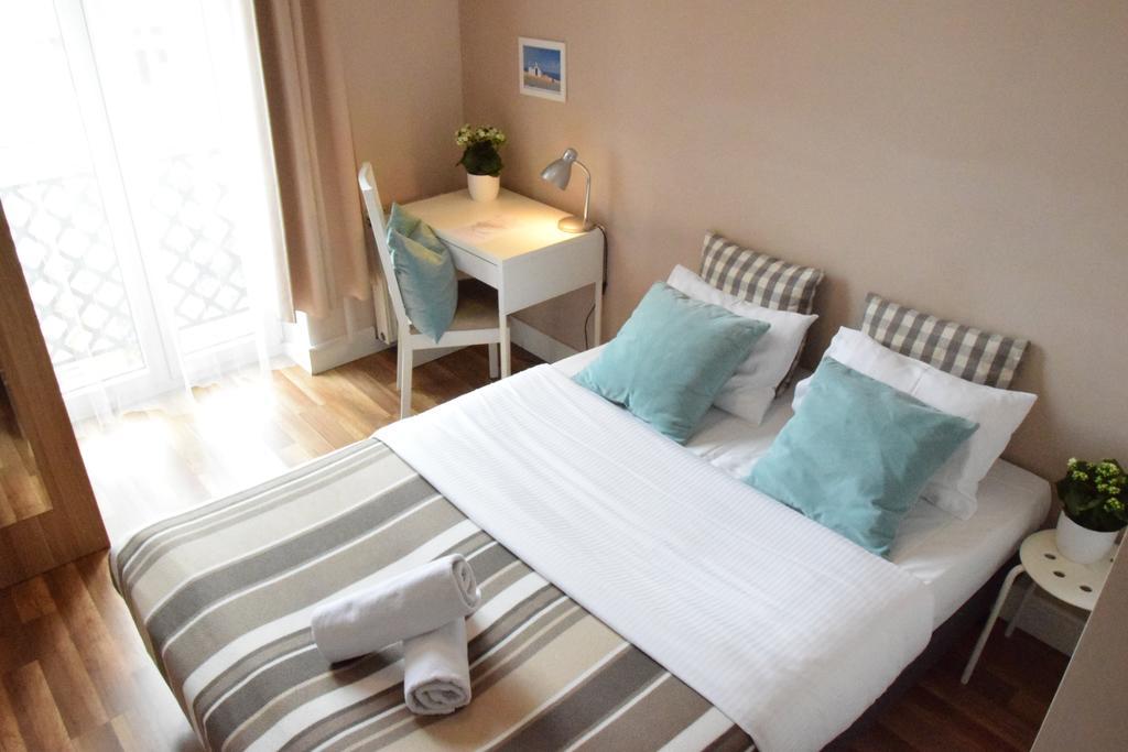 Blooms Inn - City Center Poznan By Friendly Apartments Exterior photo