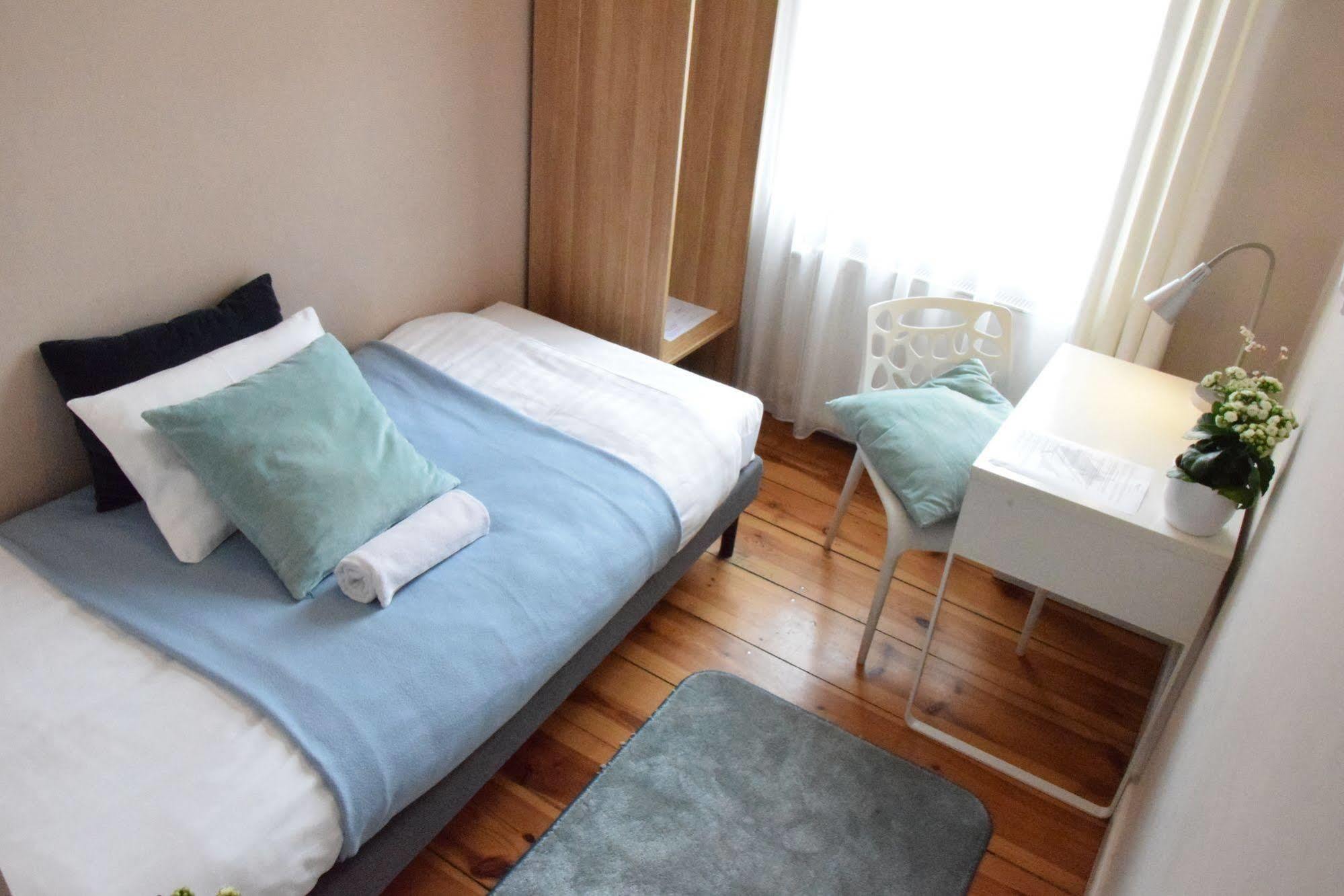 Blooms Inn - City Center Poznan By Friendly Apartments Exterior photo