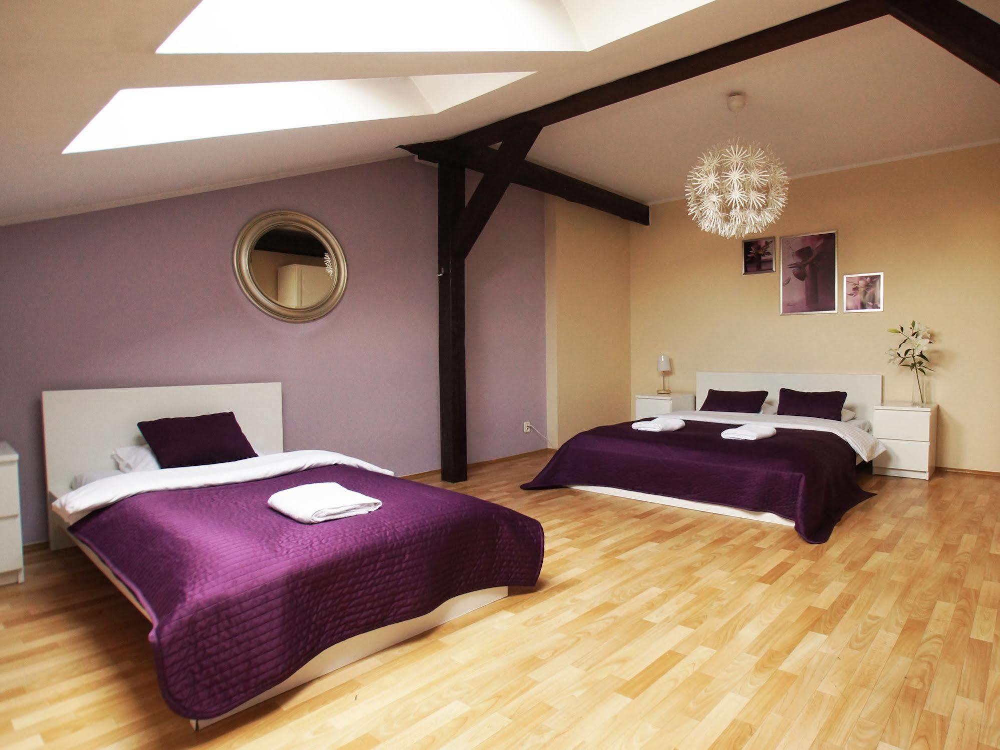 Blooms Inn - City Center Poznan By Friendly Apartments Exterior photo